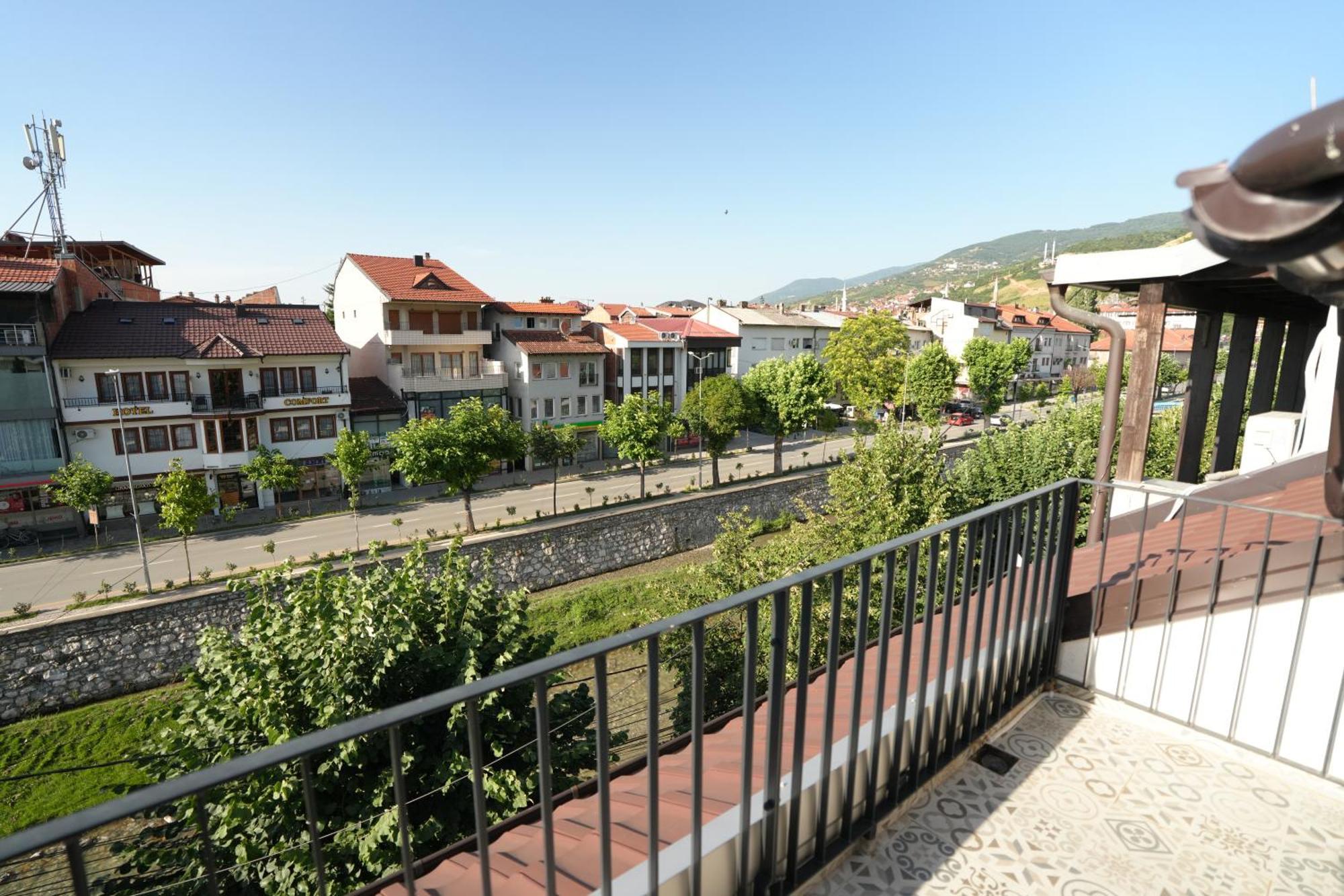 פריזרן Biond Hotel מראה חיצוני תמונה