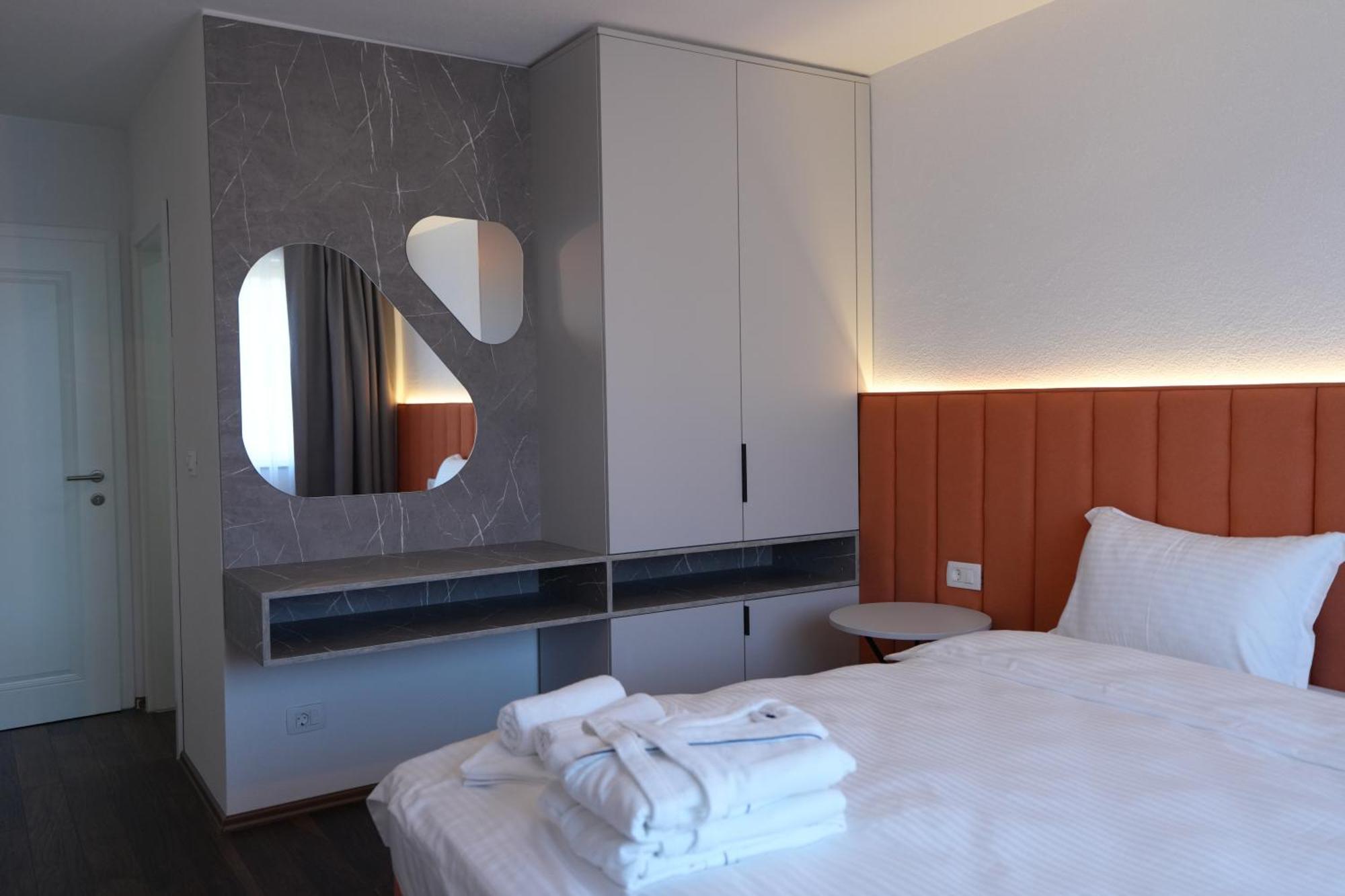 פריזרן Biond Hotel מראה חיצוני תמונה