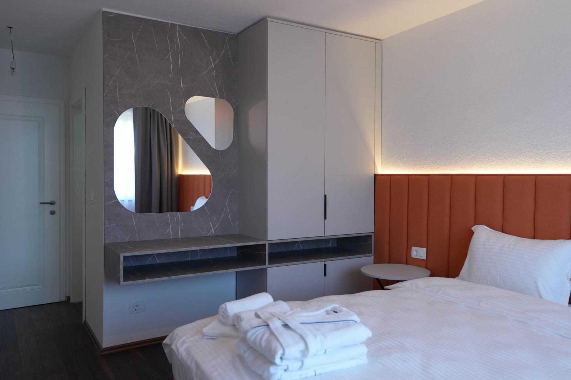 פריזרן Biond Hotel מראה חיצוני תמונה
